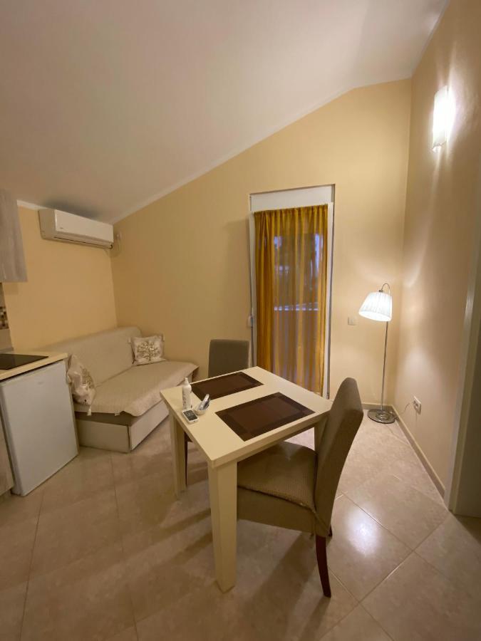 Apartmani Raskovic Budva Buitenkant foto