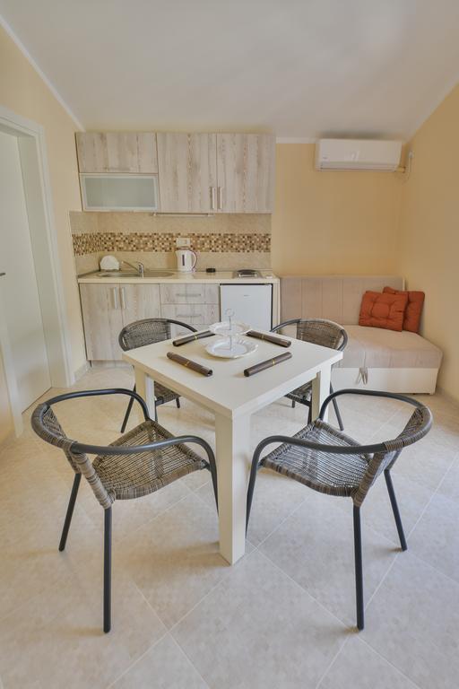 Apartmani Raskovic Budva Buitenkant foto